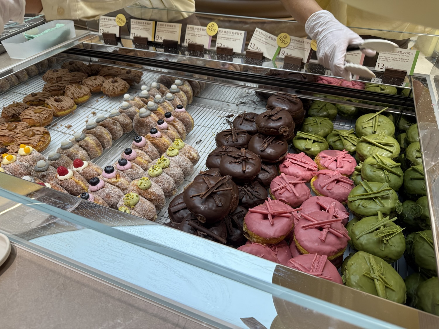 深圳美食｜新開人氣冬甩店BébéDonut